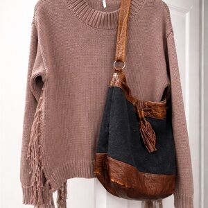 🔥 Fringe Sweater and Leather Crossbody Bag Bundle